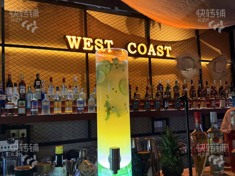 常平振華商業(yè)街‘小酒館’轉(zhuǎn)讓/ 可空鋪【住宅小區(qū)、酒店、沐足、集中一體、客流量大、生意穩(wěn)定】