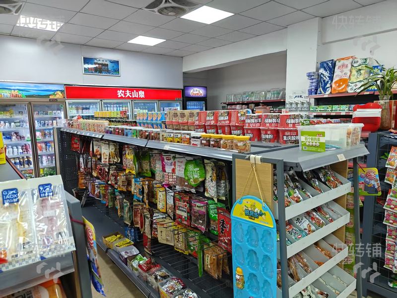 寮步竹園草塘街（云周末）便利店轉讓【公寓住宅區樓下、附近中學和小學、市場】