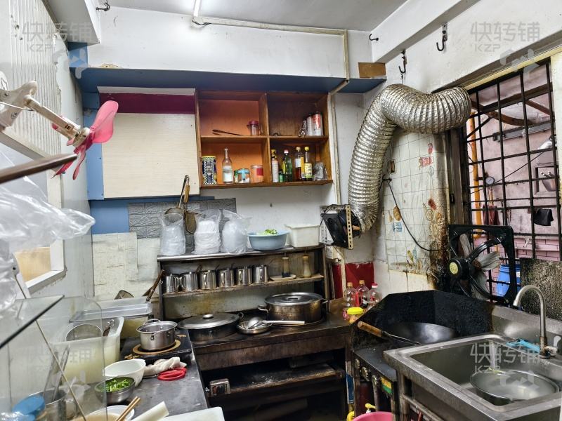 長安‘烏沙’奶茶店轉讓/可空鋪【10年老店、處綜合市場出入口、離大潤發近、人流大、穩定生意】