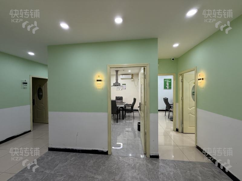 長安廈崗四個朋友自助棋牌室轉(zhuǎn)讓【工業(yè)區(qū)，產(chǎn)業(yè)園，旁邊公寓酒店多，住宅密集，營業(yè)額3W+】