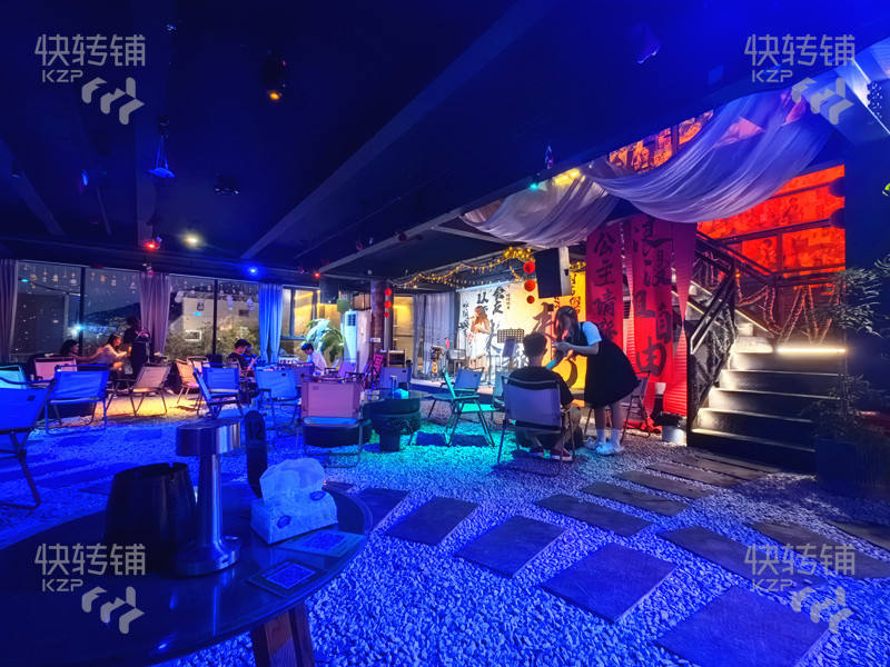 清溪三中順峰路‘小酒館’轉(zhuǎn)讓【當(dāng)?shù)鼐蹠蚩衢T地點、大王山腳下、無競爭、物流園、工業(yè)園集中、有穩(wěn)定客源】