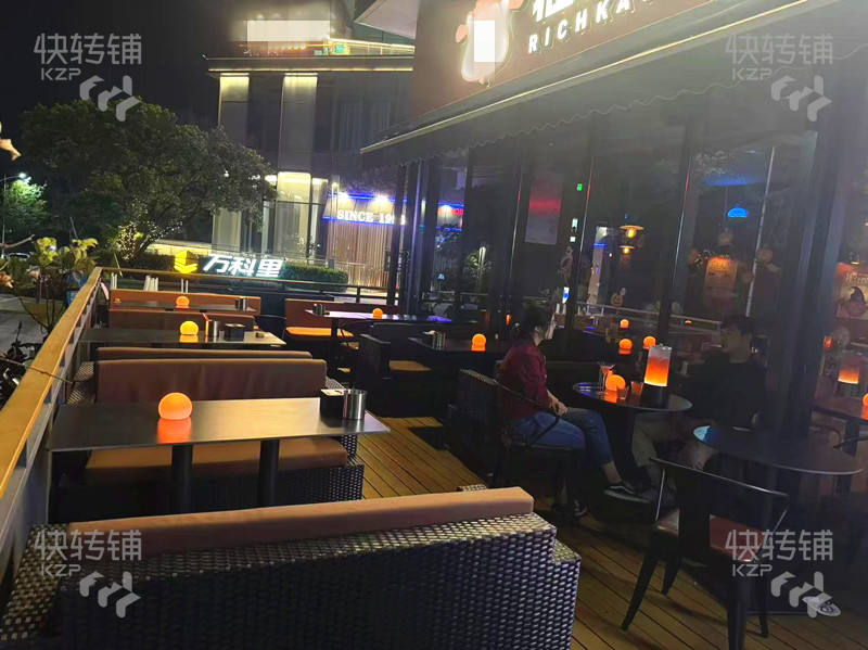 松山湖濱湖萬科里‘小酒館’轉讓/合適各種餐飲【可單租白天場，旁邊酒店、濱湖廣場、住宅小區、寫字樓圍繞、客流量大、附近競爭小】