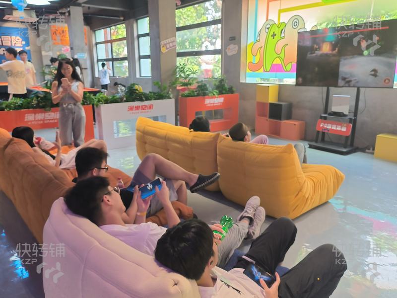南城元美東路射箭棋牌電玩娛樂館場地 分租或轉讓【挨著轉角位，對面是匯一城，住宅寫字樓小區，近鄰國貿中心，南城CBD商圈，人氣旺】
