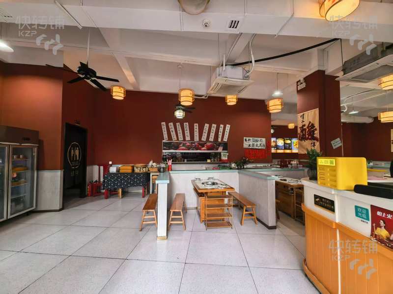 東城渦嶺‘酸湯火鍋店’轉讓/可空轉【處商業街、十字路口、美食街地段、輝煌商務大廈對面、第五小學旁】