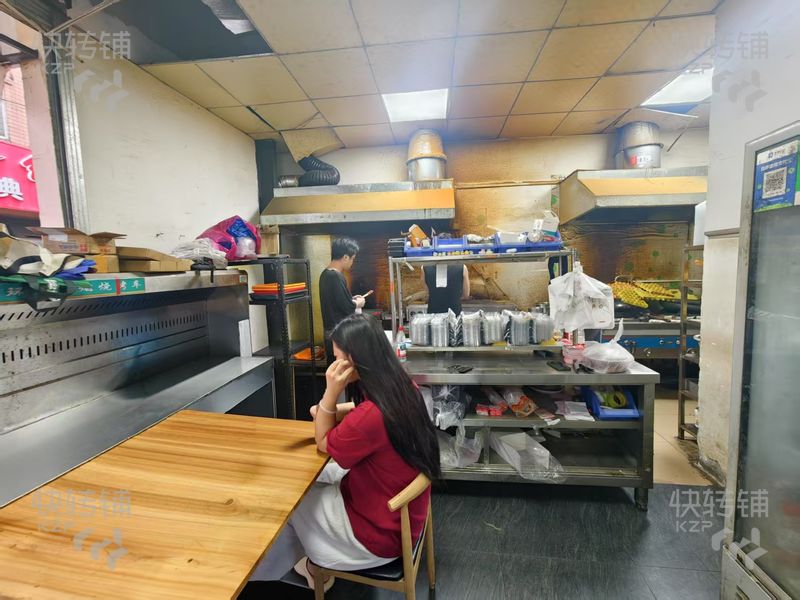 黃江‘建安路’燒烤外賣店轉讓【萬業百貨附近、訂單穩定、覆蓋商圈廣、公園、學校、住宅集中】