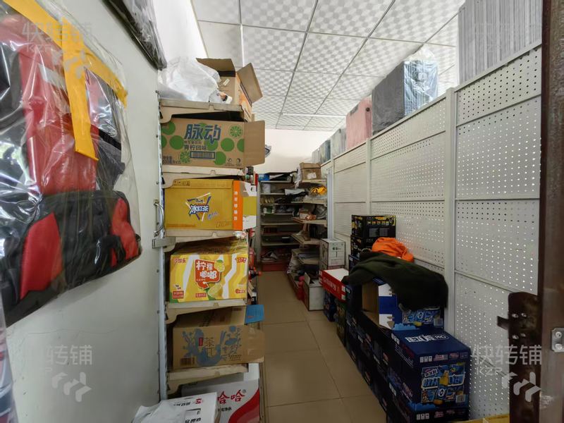 橋頭‘橋東路’便利店轉讓【小轉角位、周邊全是大大小小的廠區，出租房集中，日做2000-3000+】
