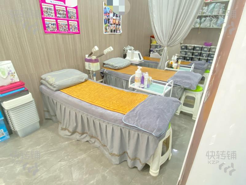 大朗高英‘國和購物廣場’化妝品美容院轉讓【7年老店、商場出入口處、人流量大】