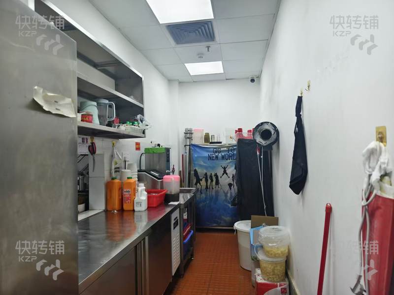 長安‘霄邊大街’炭火燒肉店3.5w低價轉讓【位鼎峰花漫城廣場、屬商場店、電梯旁、人流大，租金可談，免租期超長】