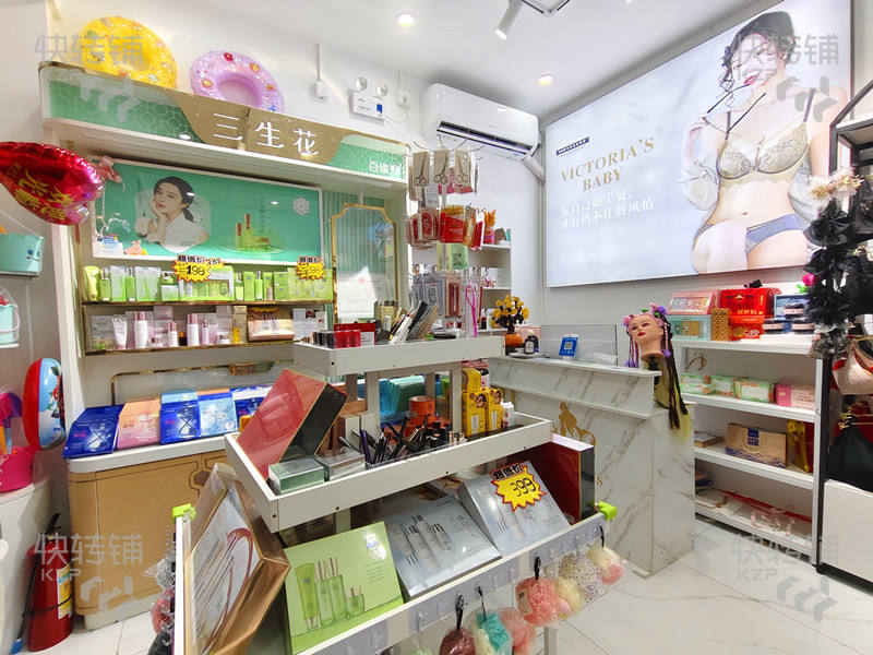 塘廈石潭埔綜合市場服飾+美容院轉讓【每天進店客戶20個+，客流量大，住宅小區、購物廣場、工業園集中】可空鋪