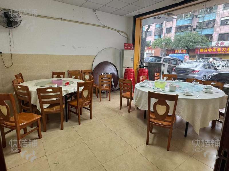 長安沙頭西大路餐廳轉讓【十字路口，汽配城入口旁，車流大，附近工廠，酒店，公寓住宅集中】