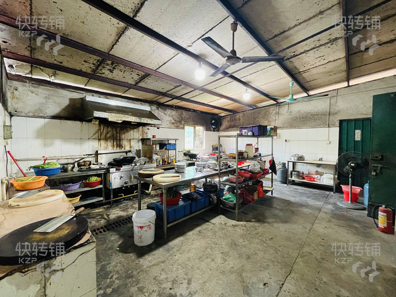 謝崗“銀瓶山”南面村餐飲店轉讓【15年老店、老客源集中、風景旅游區、有停車場可以外擺】