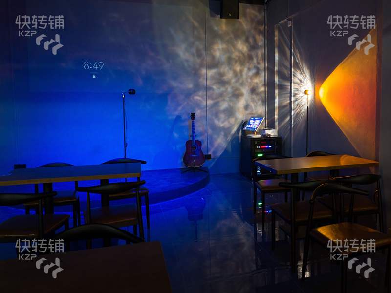 石排福隆清吧轉讓【附近無競爭，有固定熟客，對面是工廠，附近多個工業園，年輕人居多】