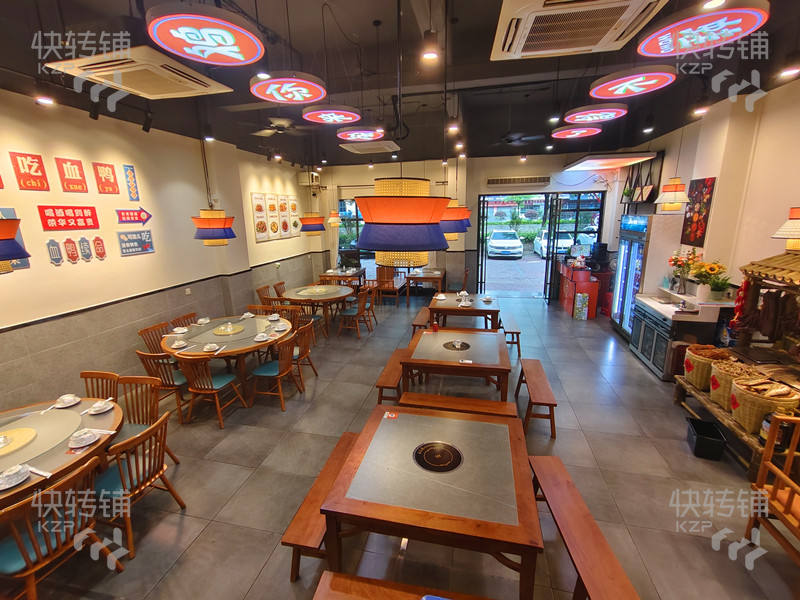 石排大道裝修高端‘永州土菜館’轉(zhuǎn)讓【住宅區(qū)、公園、酒店集中、上下兩層、充足免費(fèi)停車位】