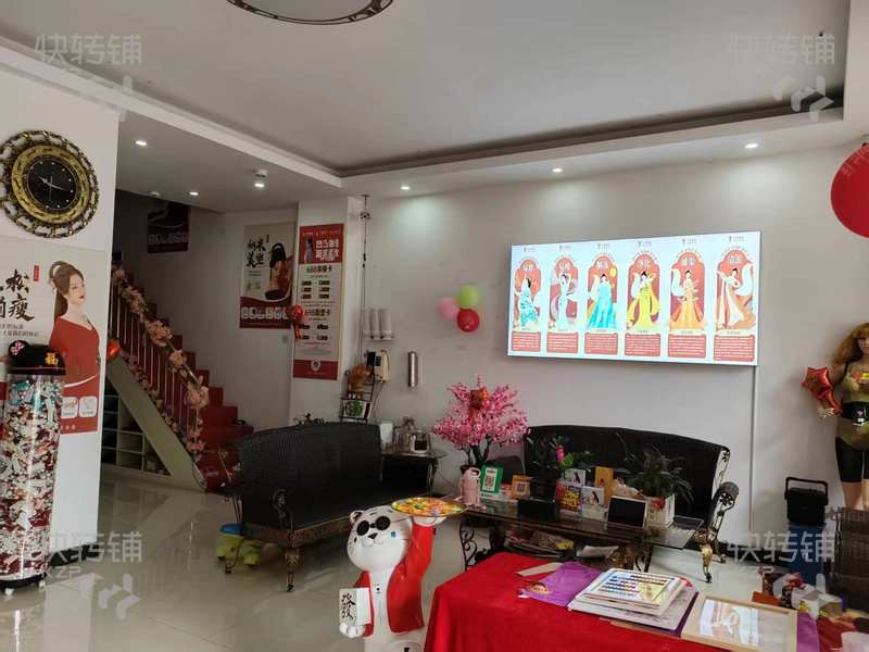 黄江小区临街美容院转让可空铺【周边小区住户集中、客户稳定、门面大气显眼】