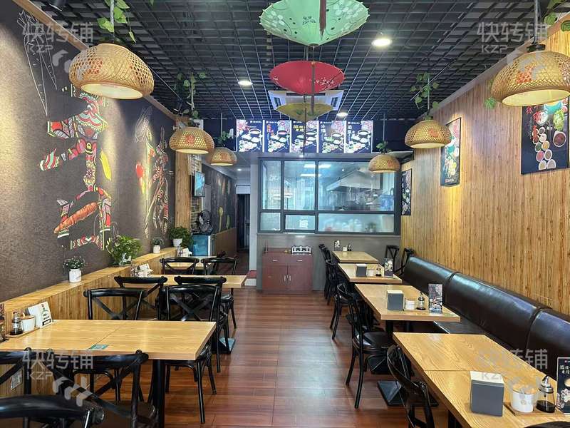 低價急轉！！長安萬達‘過橋米線店’轉讓【8年老店、核心商圈、自帶海量人流量、商業網紅街、門口可出租】