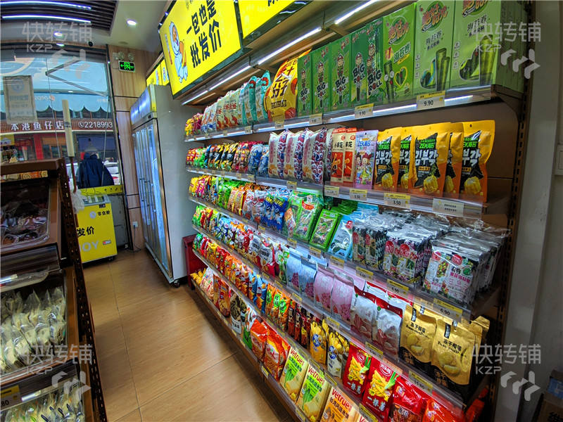 可空轉(zhuǎn)~企石東江豪門‘零食店’轉(zhuǎn)讓【住宅區(qū)樓下、有煙草證、門口商業(yè)街、成熟小區(qū)、旁邊學(xué)校】