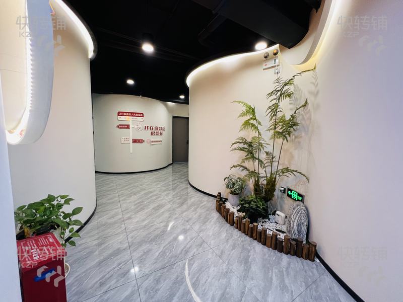 南城‘西平’高端棋牌麻將城轉(zhuǎn)讓【星巴克對面、處酒店商業(yè)中心，高端小區(qū)，宵夜一條街、停車場】