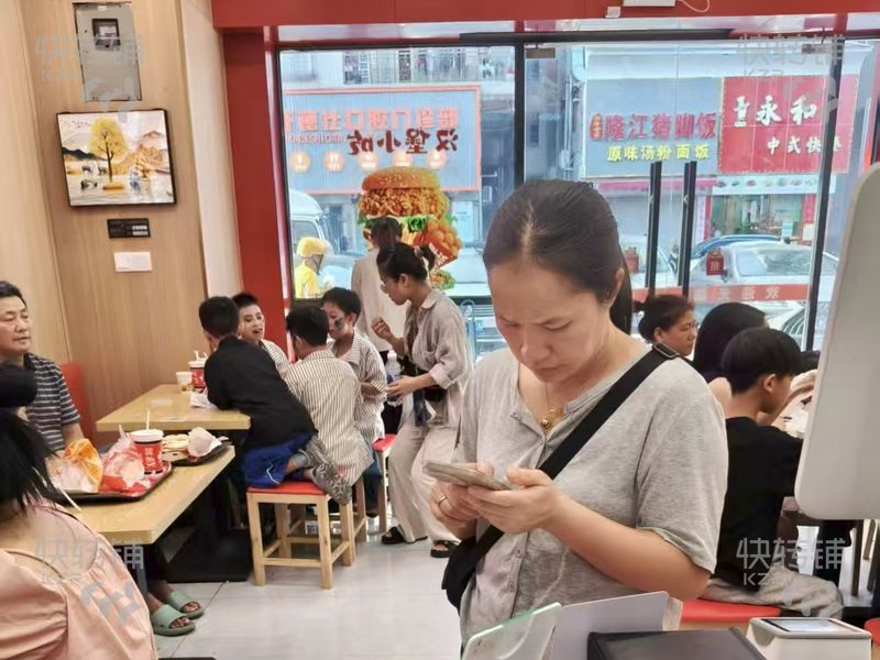 长安‘福海路’汉堡店餐饮店转让【商业广场门口、紧挨嘉荣商场，步行街、夜市街、工业区】