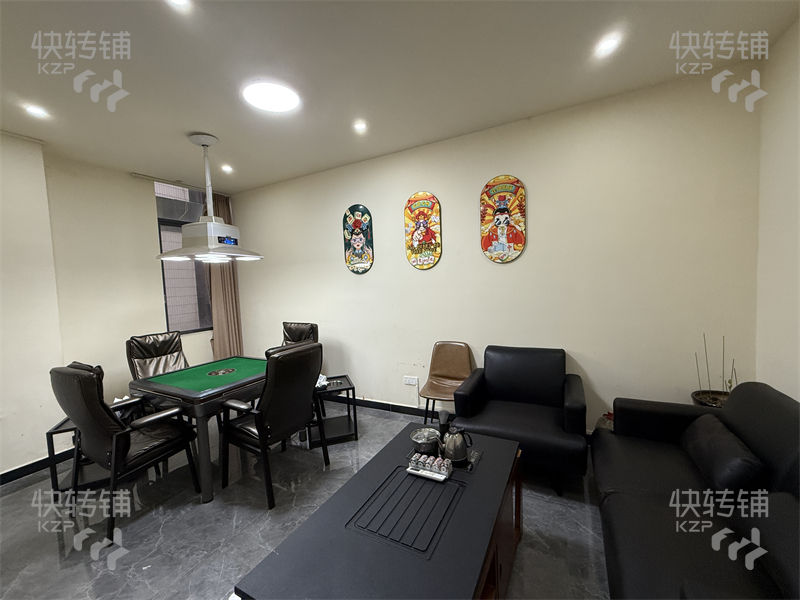 南城‘銀豐路’棋牌室轉讓/可空轉（適合餐飲）【處夜市街、人流量大、旁邊多個酒店、寫字樓、KTV】