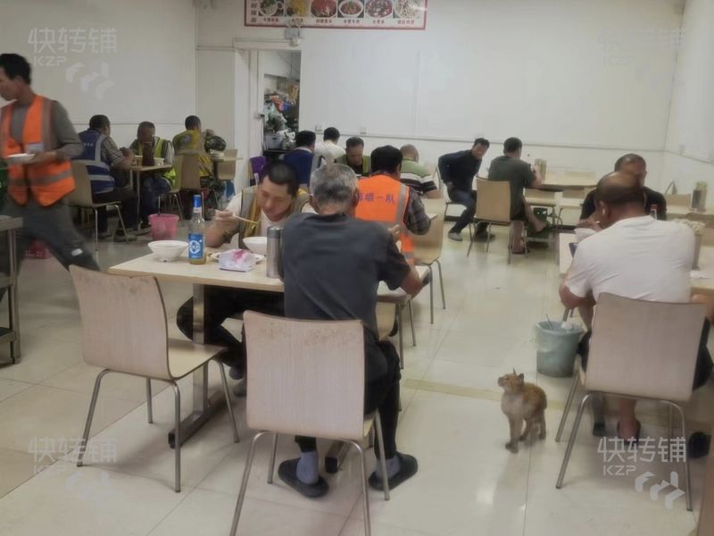 東城桑園自選快餐小炒店轉讓【處大型園區對面，即將招商入駐，目前月營業額5.5萬左右】