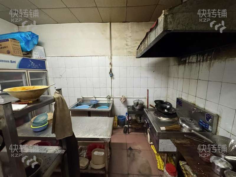 麻涌鷗涌市場快餐店轉(zhuǎn)讓【經(jīng)營5-6年、隔壁喜來購物商業(yè)廣場、市場、步行街、斜對面電競網(wǎng)咖、工廠住宅環(huán)繞】