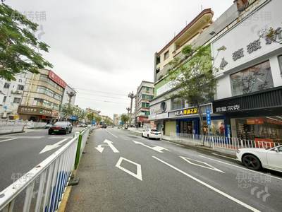 中堂‘萬和百貨’附近美容美甲店轉讓【左邊鴻星爾克，右邊口腔診所，對面愛依服，住宅區集中，可以做其他行業】