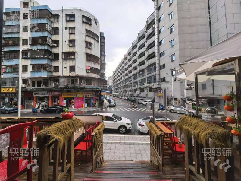 東城渦嶺‘酸湯火鍋店’轉讓/可空轉【處商業街、十字路口、美食街地段、輝煌商務大廈對面、第五小學旁】