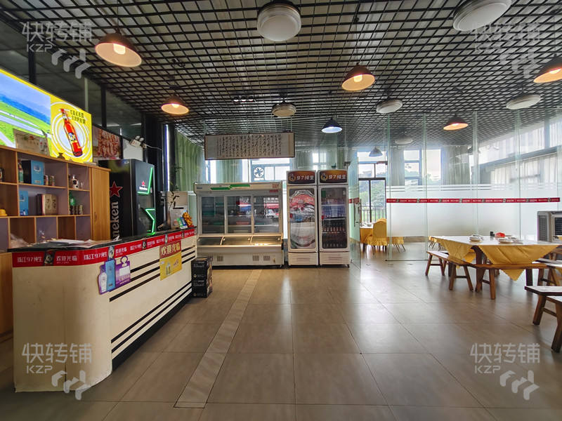 大朗蓮大路井岡山土菜館轉讓【挨著幾萬人的工業園，旁邊是蓮湖幼兒園，后面是公園，對面一排都是公寓，住宅人口密集】