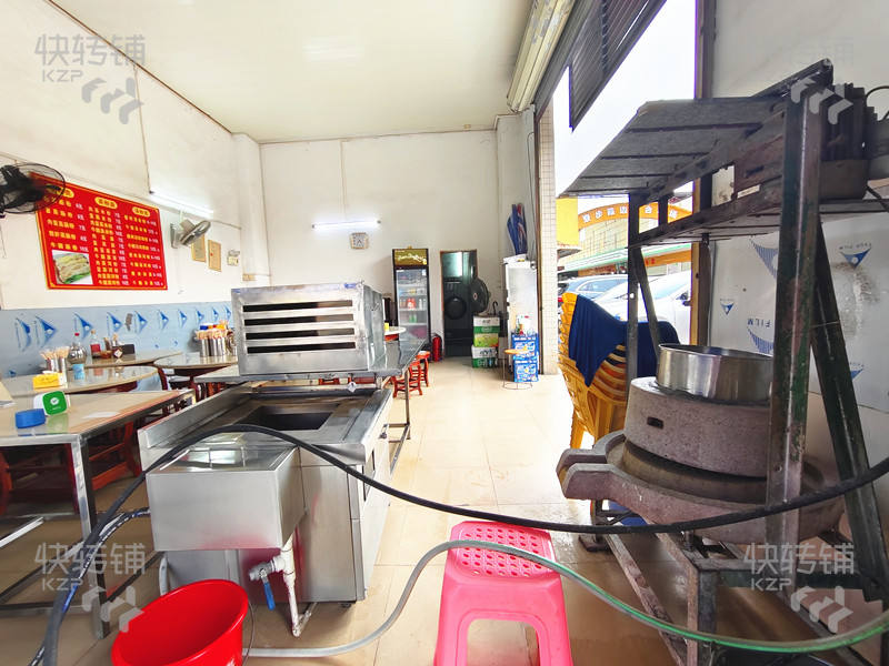 寮步香园一路‘餐饮店’转让【市场转角出入口位置、公寓出租房、大型工业园集中、客流量大】