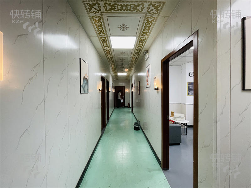 南城榕樹下香園路’棋牌室‘急轉【處創意產業園內、城市風景街旁、會員穩定、全新裝修、特色主題房、停車方便】