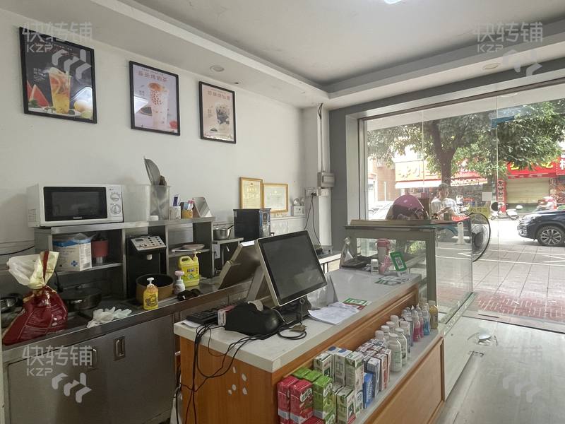 橋頭夜市商業(yè)街’面包烘焙店‘轉(zhuǎn)讓/可空鋪【8年老店，有穩(wěn)定客源，兩個(gè)小學(xué)旁，公寓出租房、工廠密集，人流集中】