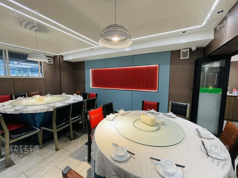 低價急轉！！長安‘廈崗福海路’湘菜館轉讓【20年老店、周邊工業園、住宅密集、KTV、寫字樓、對面購物廣場，有專用停車位】