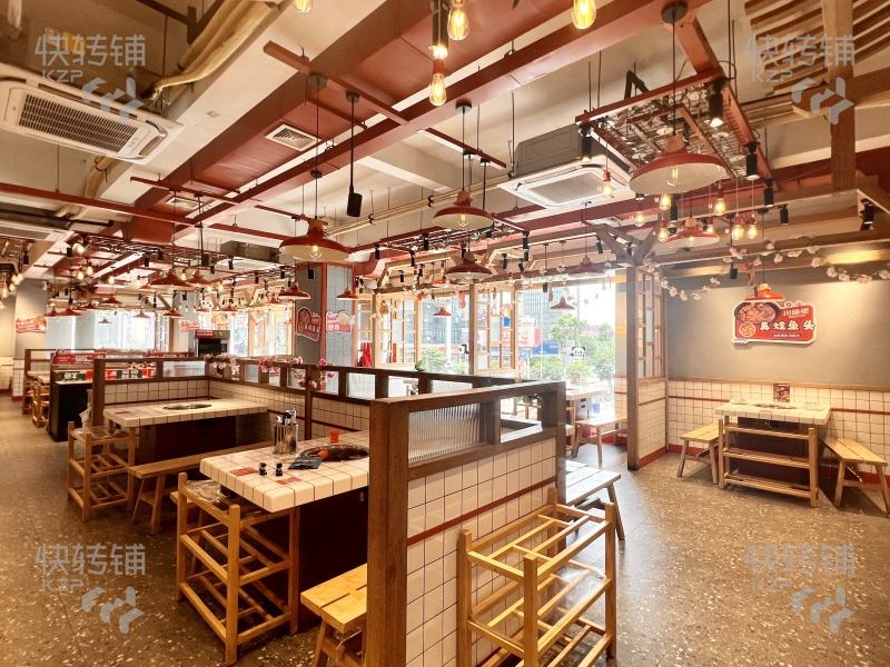 大朗‘美景中路’大型商鋪招租【十字路口位置，正對(duì)面長盛廣場(chǎng)、大潤發(fā)、不要轉(zhuǎn)讓費(fèi)啊，一樓周六福也可以租】
