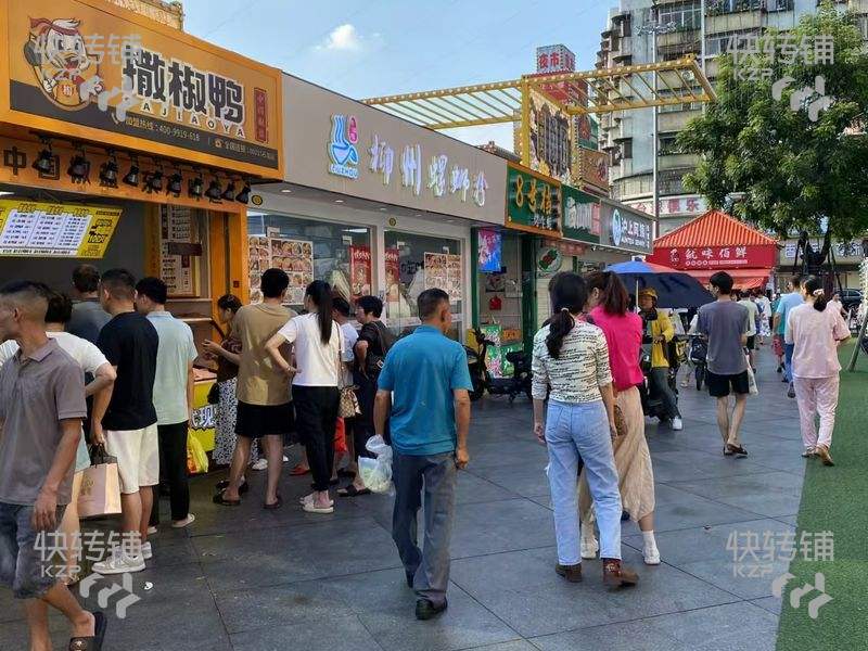 石龍‘金沙灣購物廣場’女裝空鋪轉(zhuǎn)讓【真正的人流旺鋪，隨時考察人流量，商圈人氣旺，美食街，夜市街】