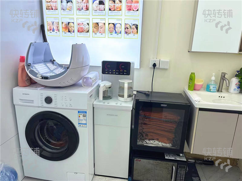 深圳龍華美容店整鋪招租/轉讓【商業中心地段，客流量大，新老客戶多，生意穩定，同行接手即可經營】