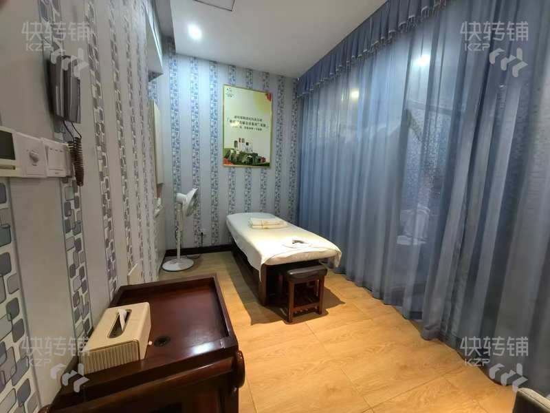 松山湖萬科金域松湖美容養(yǎng)生會所轉(zhuǎn)讓【小區(qū)人流量大，生意穩(wěn)定，多年老店，穩(wěn)定熟客多】