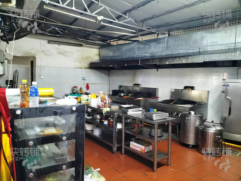 深圳寶安工業(yè)區(qū)‘食堂’+便利店轉(zhuǎn)讓【園區(qū)內(nèi)只有一家、固定工人吃飯、樓上公寓、門口旁邊、生意穩(wěn)定】