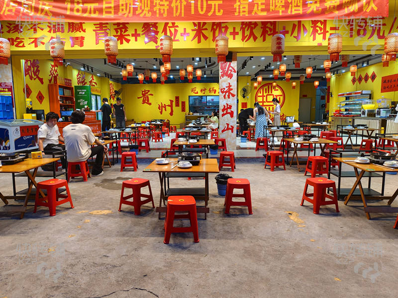 惠州金湖東路地?cái)偦疱伒贽D(zhuǎn)讓【路口轉(zhuǎn)角位置，旁邊是商務(wù)酒店，挨著天益城購(gòu)物中心和城軌站，住宅人口密集】