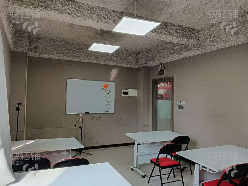 大嶺山‘瑞景大廈’藝術培訓分租【無需轉讓費，旁邊商業廣場，繁華中心地段】