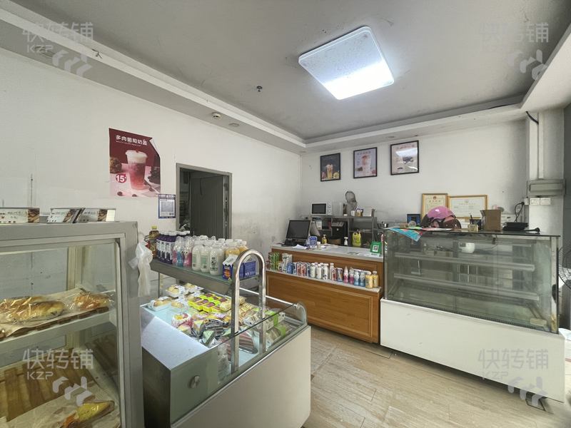 橋頭夜市商業(yè)街’面包烘焙店‘轉(zhuǎn)讓/可空鋪【8年老店，有穩(wěn)定客源，兩個(gè)小學(xué)旁，公寓出租房、工廠密集，人流集中】