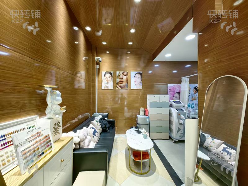 中堂‘萬和百貨’附近美容美甲店轉讓【左邊鴻星爾克，右邊口腔診所，對面愛依服，住宅區集中，可以做其他行業】