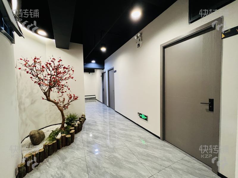 南城‘西平’高端棋牌麻將城轉(zhuǎn)讓【星巴克對面、處酒店商業(yè)中心，高端小區(qū)，宵夜一條街、停車場】