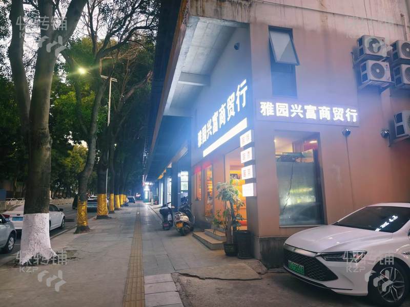 南城雅園商貿(mào)行棋牌室整體轉(zhuǎn)讓 也可空鋪【近深圳灣1號(hào)、廣發(fā)縵云、一樓煙酒行、二樓棋牌室】