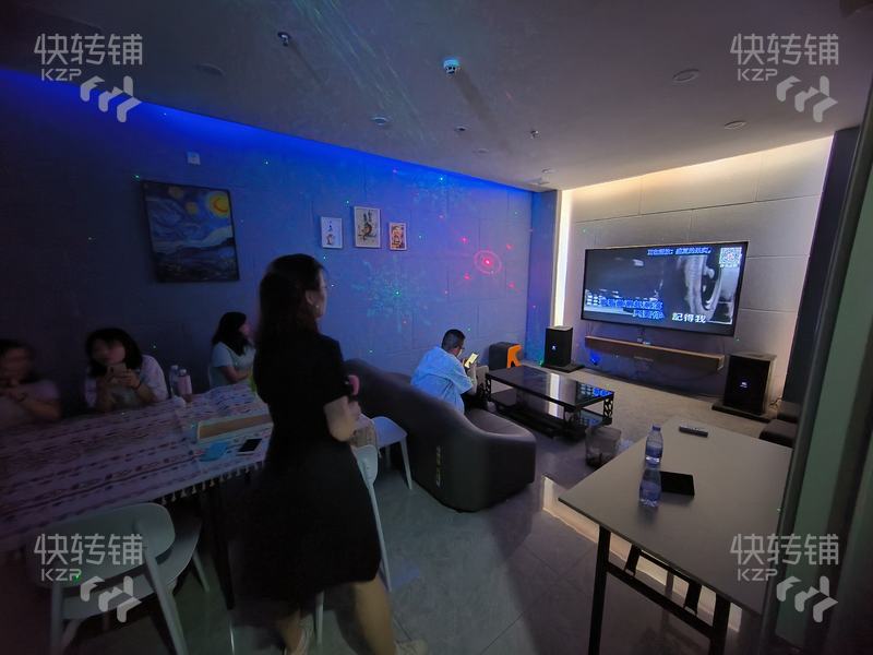 南城元美東路射箭棋牌電玩娛樂館場地 分租或轉讓【挨著轉角位，對面是匯一城，住宅寫字樓小區，近鄰國貿中心，南城CBD商圈，人氣旺】