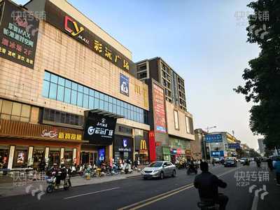 長安沙頭時代廣場‘牛雜店’3.8w急轉(zhuǎn)【處商業(yè)街地段、美食聚集地、近三岔路口、人流量大、可外擺】