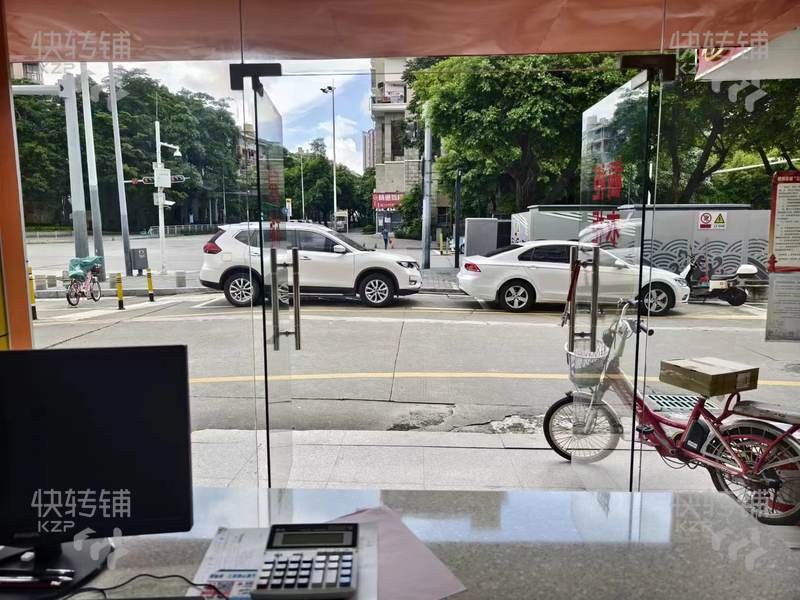 深圳龍崗十字路口轉角位空鋪轉讓【振業城別墅區對面，附近大型住宅小區密集】