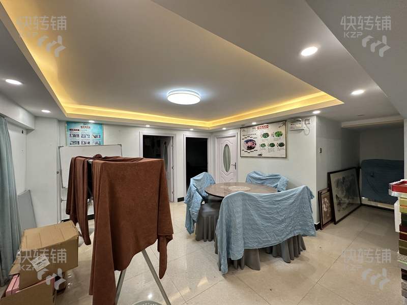 橫瀝‘村尾市場’頭療美容養生館轉讓【4年老店、有穩定會員、住宅人流密集、有中小學校、商場市場、夜市環繞】