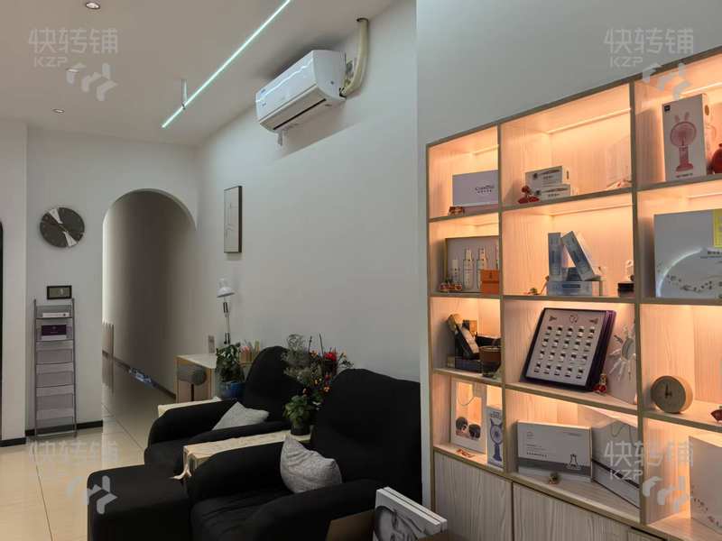 無需轉讓費！長安萬達對面美容店分租【周邊多個購物廣場、小區、寫字樓大廈等】