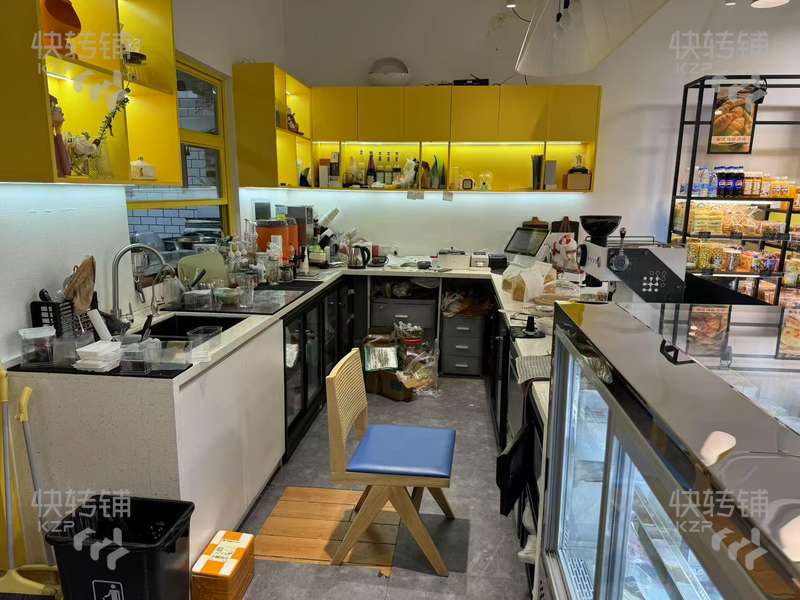 松山湖知名烘焙店轉(zhuǎn)讓【濱湖萬(wàn)科里、中高端消費(fèi)、小區(qū)環(huán)繞，人流量大】