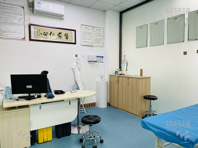 東莞大型中醫診所轉讓【同行少接手營業，上下兩層、合適添加多種醫療項目】